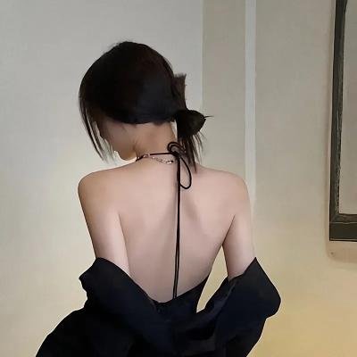 府上娶了个锦鲤新娘